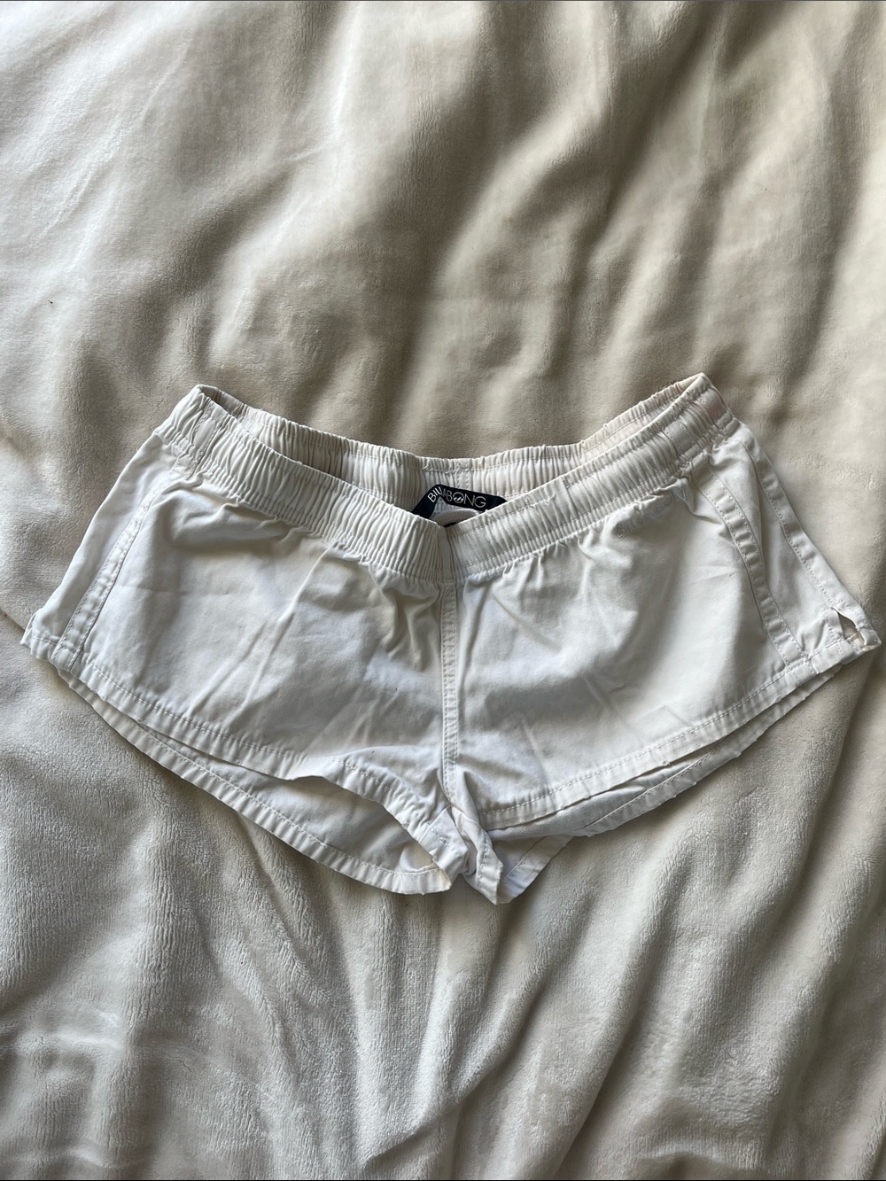 Billabong 2000s Vintage White Women’s Athletic Retro Shorts with Elastic Waist